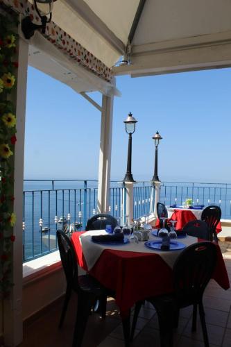 seaside room 5