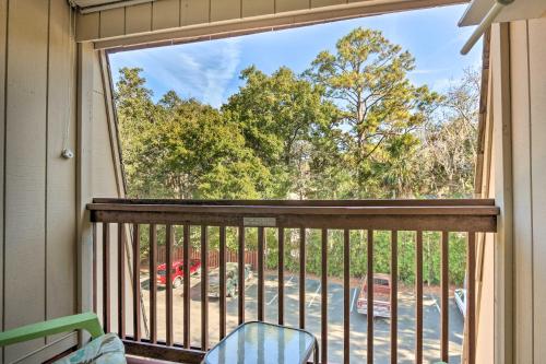 Hilton Head Villa - Walk to Beach and Restaurants! - image 9