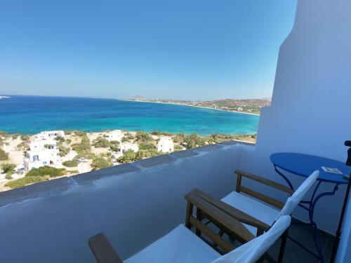  Blue Horizon I in Plaka