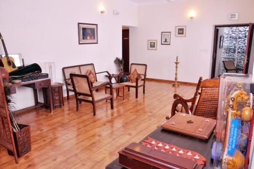 Niketana @ Boat Club – Chennai, IL
