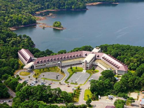 Urabandai Lake Resort Geihinkan Nekoma Rikyu