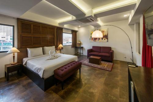 room detail thumbnail 0