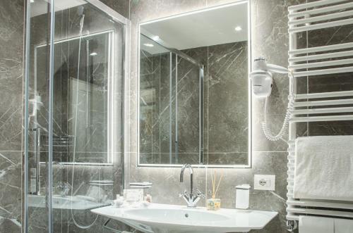 Hotel Sole Roma - main image