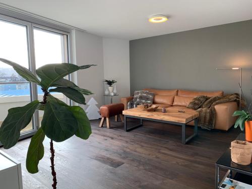 Central & Elegant Room in Biel, Biel (zdjęcie 9)