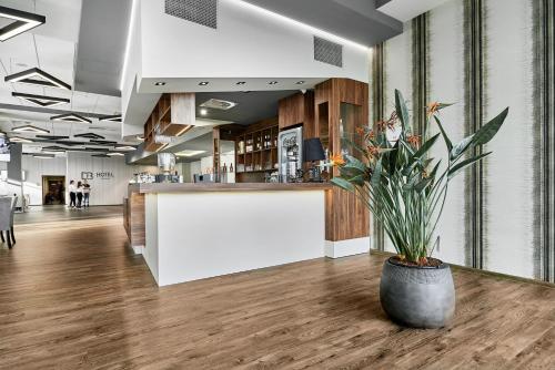 DB Hotel Wrocław, Wrocław (photo 8)