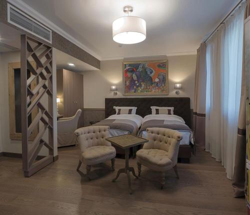 ZENTRUM Hotel - image 6