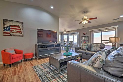 Modern Hub Near Lake Powell & Antelope Canyon - image 9