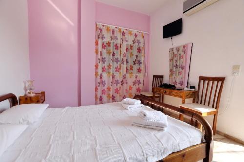  Maria Apartments in Asini