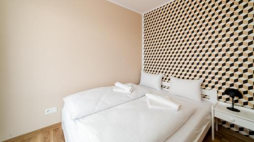 1 double bed, 2 sofa beds