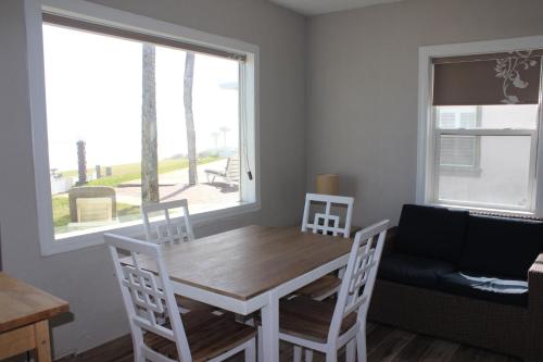 Shoreline Suites & Cabana Cottages – Beachfront in Daytona Beach, USA