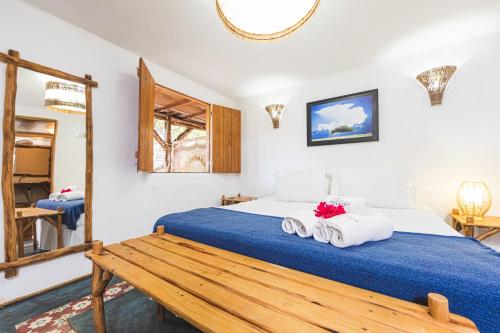3 twin beds