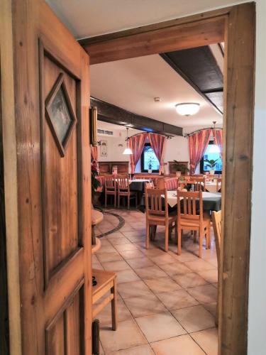 Restaurante, Hotel Mauernböck (Hotel Mauernbock) in Haag Am Hausruck