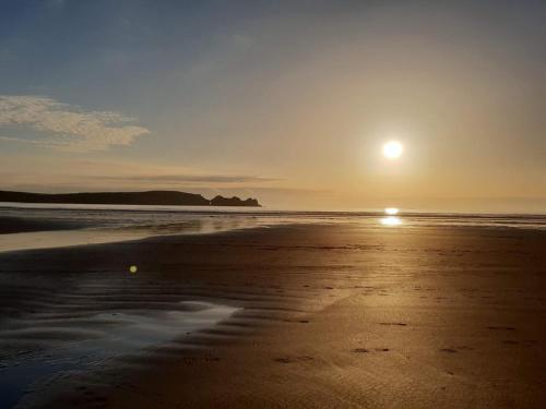 LE PETIT NID DANS LA ROULOTTE in Roscanvel
