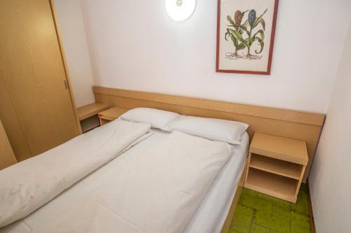 Photo - Alaska Clubresidence