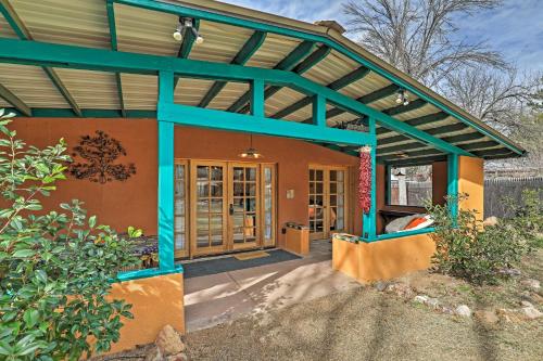 Vibrant Casa Paloma 2 with Patio - Near Vineyards!