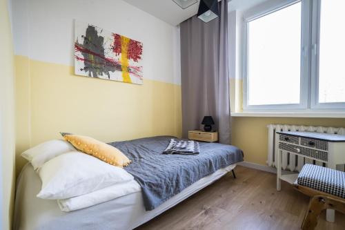 Słoneczny i cichy apartament przy Starym Mieście, Varšava (fotografie 10)
