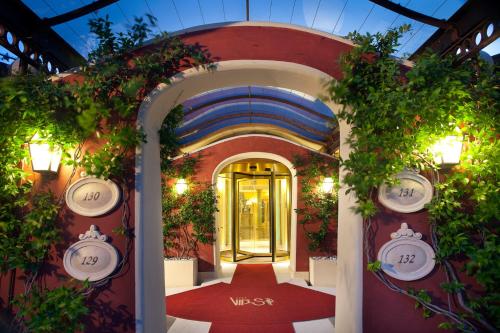 Vip's Motel - image 8