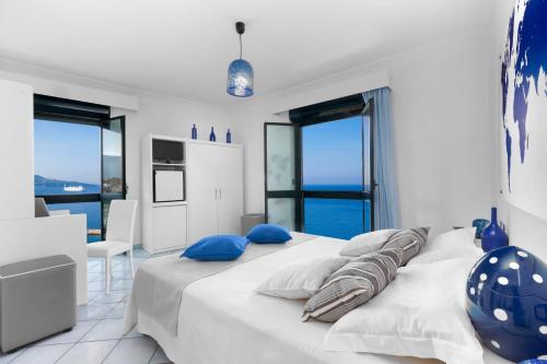 Superior Double or Twin Room with Sea View