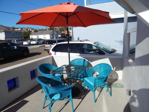 320 Main Street - image 4
