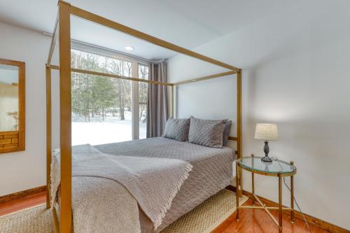 Contemporary Maine Retreat