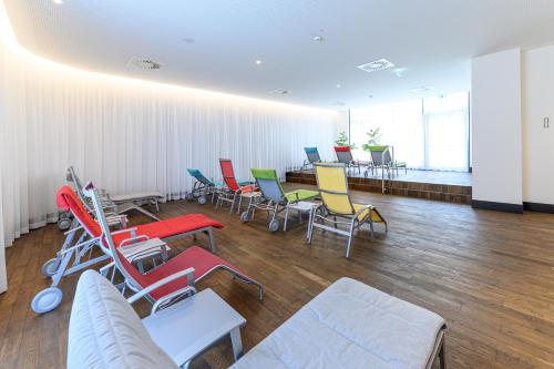 Hotel Caroline - image 10
