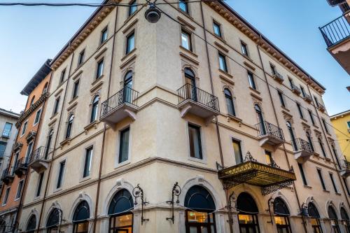 Boutique Hotel Touring, Verona bei Corrubio