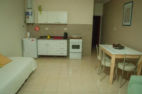 Kitchen, COMODO DEPARTAMENTO EN ZONA CENTRICA in Rafaela