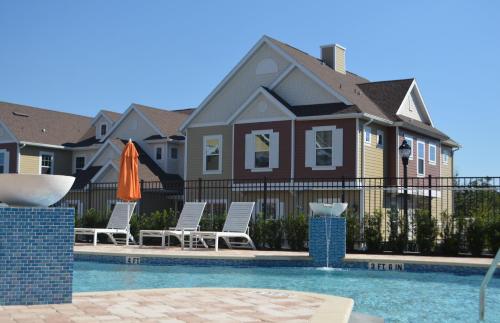 3 BR 3BA 5min to Disneyworld Full Kitchen
