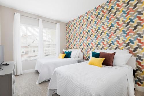 5 BR 6 Full BA Villa 5 min to Disney BBQ & Hot Tub - image 10