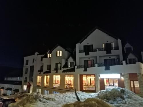 Shining Apartment Milmari L5