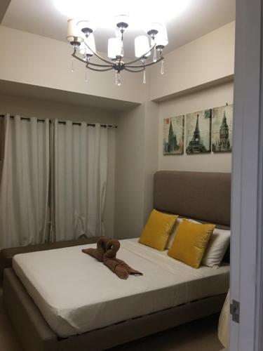 Spacious 1 Bedroom Unit at Centrio Tower