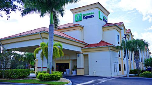 Exterior view, Holiday Inn Express Stuart in Stuart (FL)