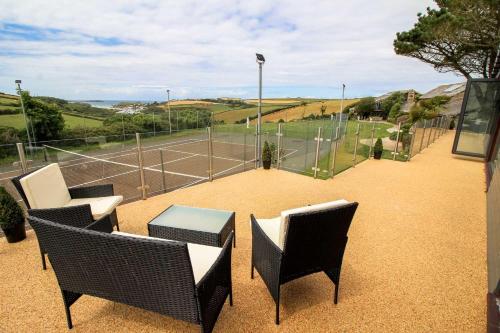 Penrose Lodge, , Cornwall