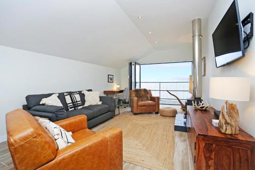 Musselburgh - Stylish 3 bed with Stunning Sea Views - Apartment - Edinburgh