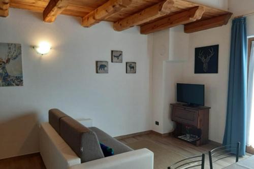 Casa Vacanze Roure " BAITA PECIT PARI" in Roure