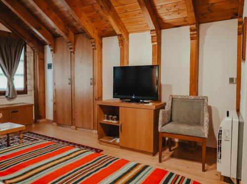 Hotel Argjiro - image 13
