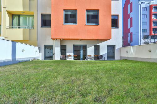 easyHotel Sofia - image 9