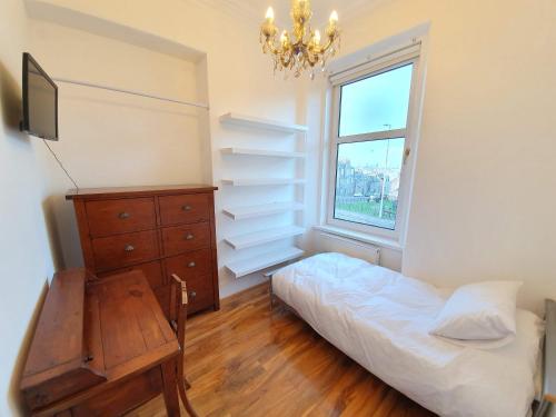 TownHouse 250