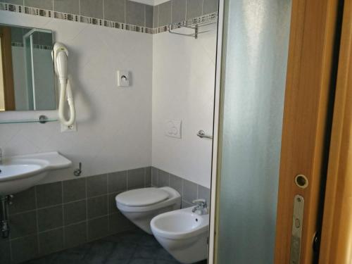 Hotel Garnì Anna - image 13