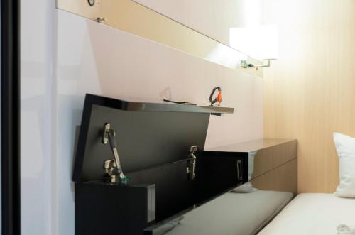 First Cabin Tsukiji Capsule Hotel Tokyo Deals Photos Reviews