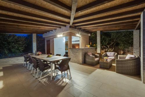 Iekārtas, Villa Zlatni dvori ZadarVillas in Razanac