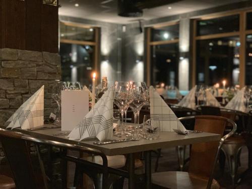 Mountain Lodge - main image
