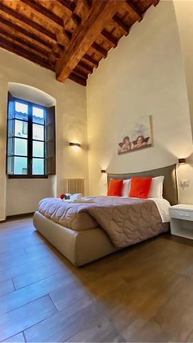 Santa Croce apt, Florence