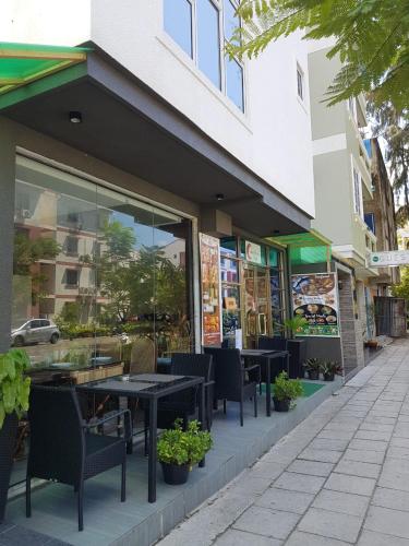 CONTENTO RETREAT CONTENTO RETREAT