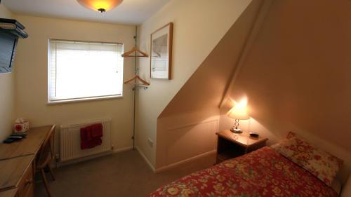 Abacus Bed and Breakfast, Blackwater, Hampshire