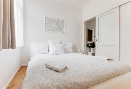 King Suite with Balcony