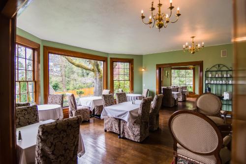 坎貝爾豪斯城市旅館 (Campbell House A City Inn) in 尤金市中心