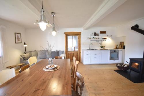 ห้องครัว, Roubenka Na Hrádku - Český ráj (Roubenka Na Hradku - Cesky raj) in เวเซซ