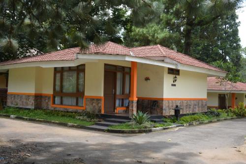Arra Lembah Pinus near Widuri Cafe and Bar @ Puncak Pass Resort