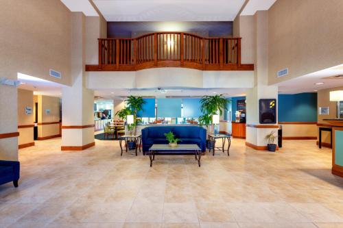 Holiday Inn Express & Suites Bradenton East-Lakewood Ranch